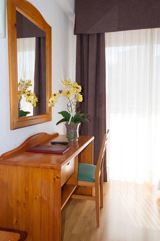 Hotel Caballo De Oro 베니돔 외부 사진